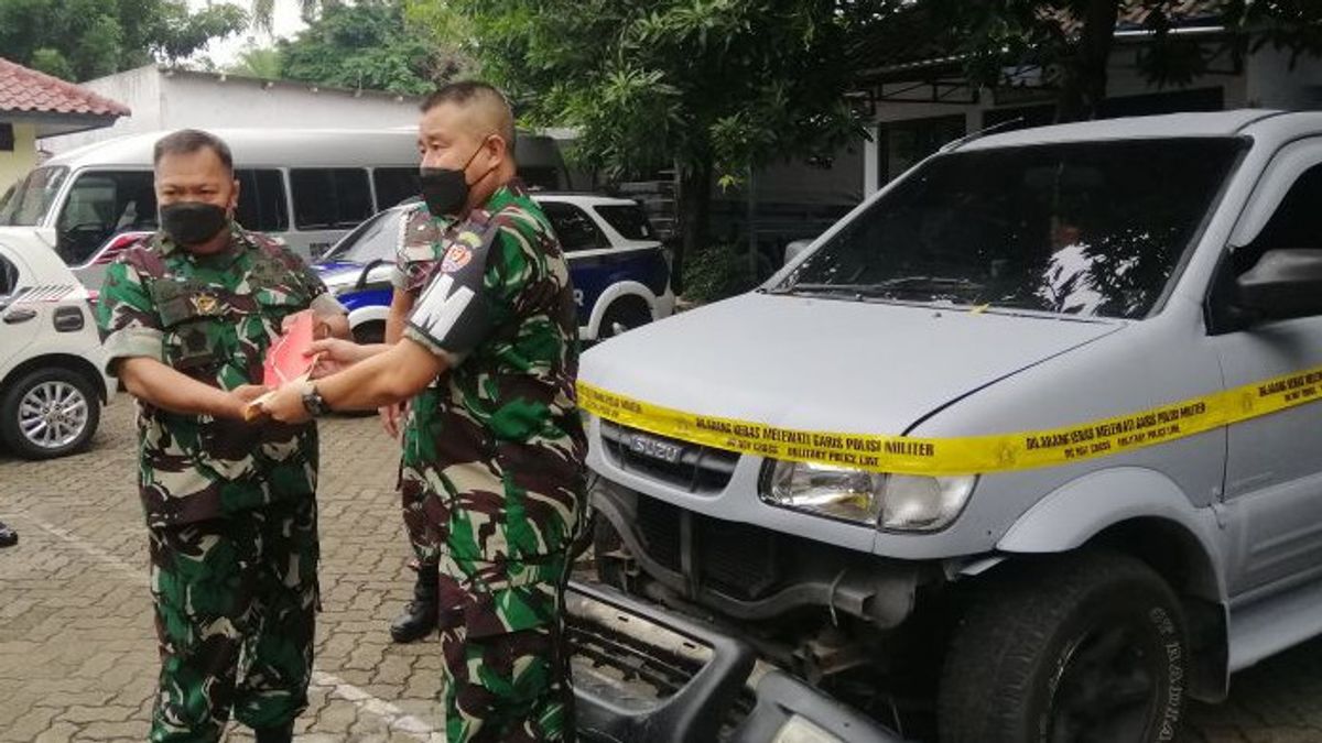 Il S’avère Que Trois Membres Du Personnel De TNI Dans L’affaire De L’accident De Nagrek Tentent D’éliminer Les Traces En Changeant La Peinture De La Voiture.