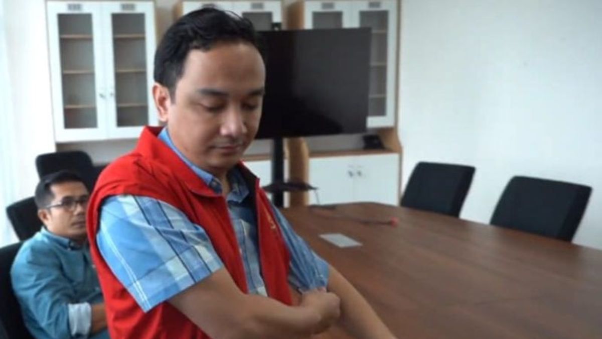 Le chef du BKPSDM Majalengka, un suspect de corruption du marché de Cigasong, arrêté