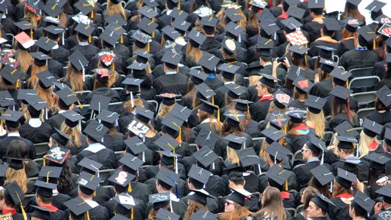 Less Than 5 Percent Of 257 Million Indonesians Have A Bachelor's Title, The Vice President Hopes An Increase