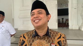 彭加鲁市政府与长滩岛银行和私人部门合作，目标是增加免费的凉亭