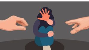 Taken To The Police Hospital, Six Doctors Handling 7-Year-Old Children Who Were Tortured By Their Parents