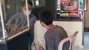 Pukul Kepala Ibunya Pakai Kayu hingga Robek, Remaja Laki-laki di Bengkulu Ditangkap