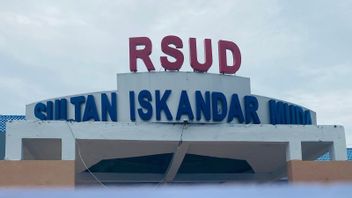 Police Investigate The Collapsed Ceiling Of Sultan Iskandar Muda Hospital, Nagan Raya