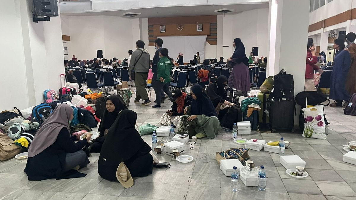 Warga Indonesia di Sudan Ungkap Ketegangan Proses Evakuasi di Tengah Ledakan Bom