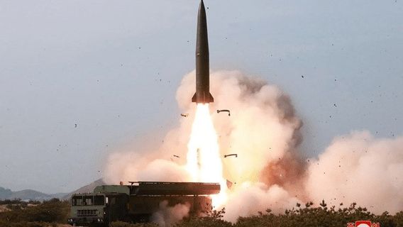 La Corée Du Nord Lance Un Missile Balistique, Les Services De Renseignement Sud-coréens Et Américains Effectuent Une Analyse