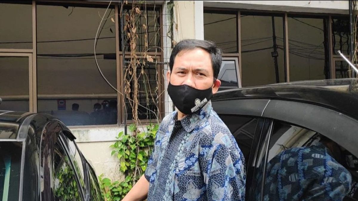 Si L’arrestation De Munarman En Tant Que Suspect De Terrorisme Est Remise En Question, Il Est Préférable De Procéder à Un