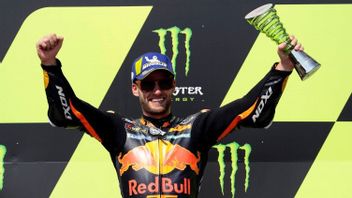 Winning The Czech GP, Binder Becomes The First South African Racer To Reign In The Premier Class