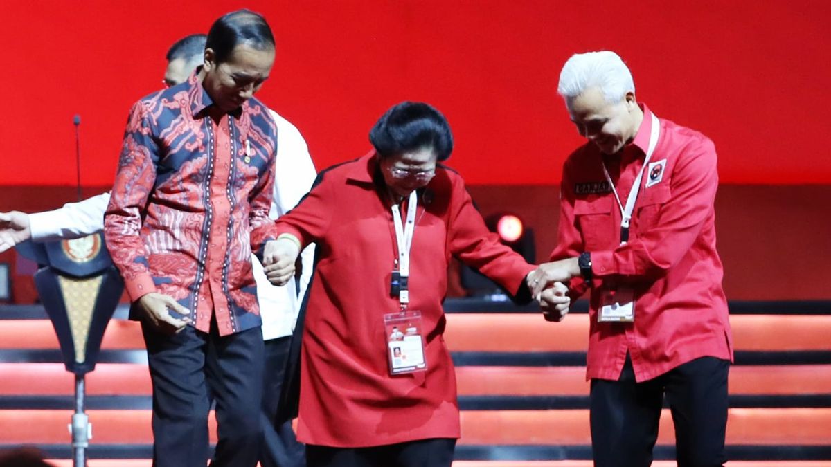 Megawati-Jokowi Togetherness At The PDIP National Working Meeting IV Called Hasto Answering Circulating Speculation