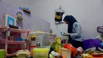 Joint Team Searches Gorontalo Women's Prison Residential Block