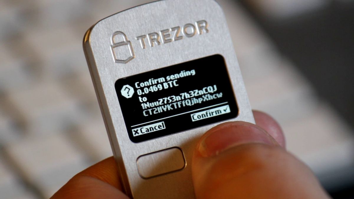 Trezor的加密钱包被闯入,用户被要求注意网络钓鱼攻击