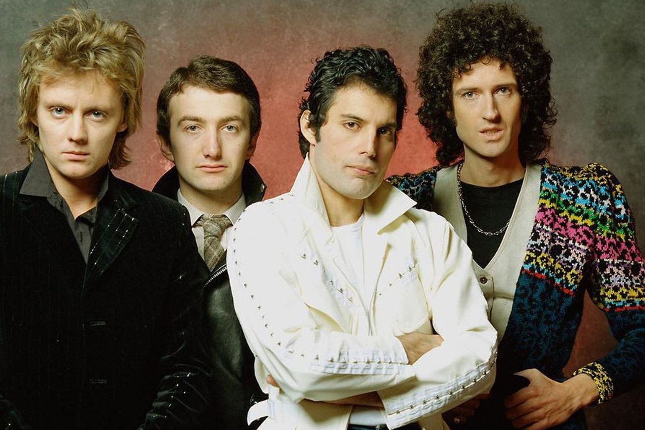 Хиты группы квин. Рок группа Квин. Группа Queen 80е. Queen фото группы. Queen участники.