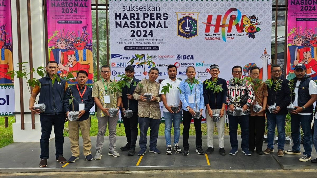Central PWI Hands Over 10 Thousand Tree Bibits To Ancol