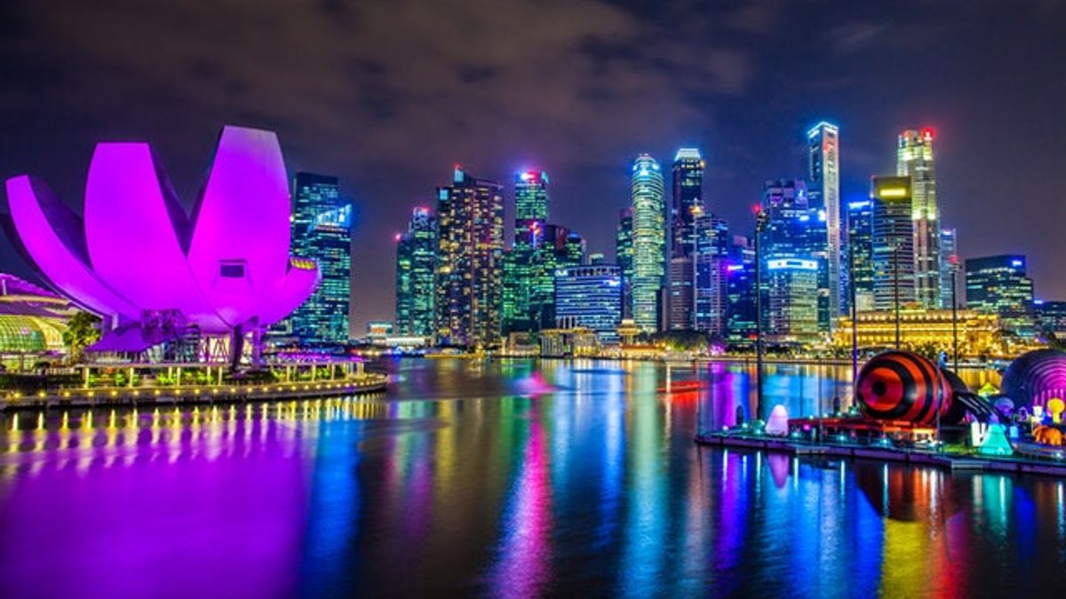 Want A Safe Vacation In Singapore? Don't Do These 5 Things If You Don't Want To Be Sanctioned