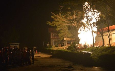 Semburan Api di Rest Area Tol Cipali Belum Padam, Badan Geologi Duga Gas Biogenik Pemicunya