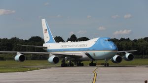Pesawat Kepresidenan AS Air Force One akan Miliki Warna Baru