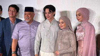 Dinda Hauw Kenang Film “<i>Bidadari Surga</i>” Setelah Lahiran Anak Pertama