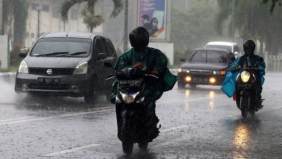 Want To Bukber, Beware Of Rain Accompanied By Winds Predicted By Guyur Jakarta In The Afternoon