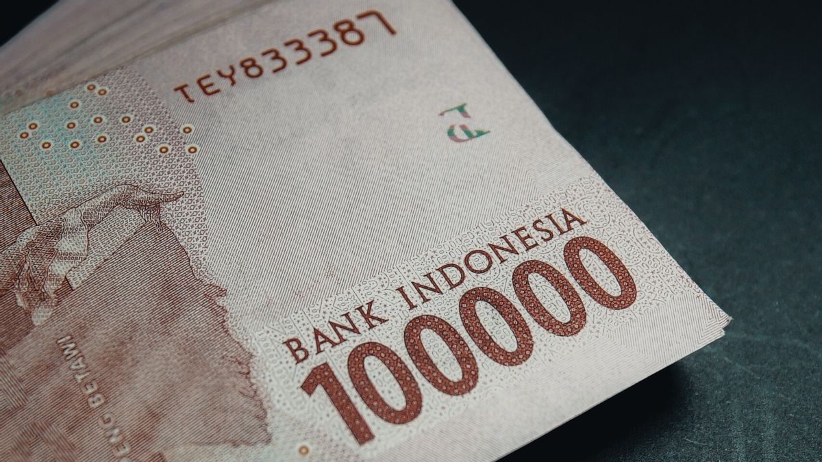 After 7 Consecutive Days Of Weakening, The Rupiah Finally Strengthened Because The Dollar Was Not Attractive