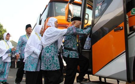 Jemaah Haji Indonesia Diberangkatkan ke Arab Saudi Mulai 12 Mei