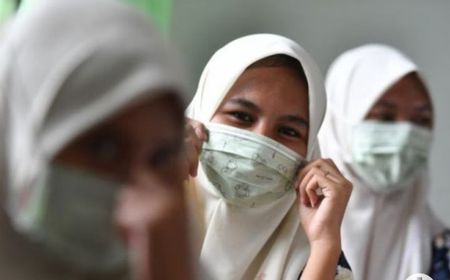 Epidemiolog Sebut Masker dan Vaksinasi Kombinasi Tepat Atasi Pandemi