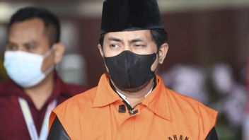 KPK تودع 553 مليون روبية إندونيسية من الوصي السابق على منصب رئيس PPU عبد الغفور وأمين الصندوق السابق ل DPC الديمقراطي في باليكبابان إلى الولاية