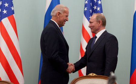 Kunjungan Eropa Presiden Joe Biden: Diawali Bertemu Tentara AS, Ditutup Diskusi dengan Vladimir Putin