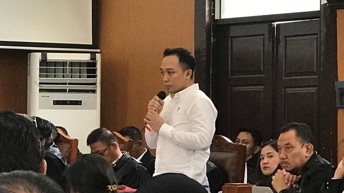Ricky Rizal Bantah Kesaksian Adik Brigadir J: Tidak Pernah Ngeblok Nomor Telepon