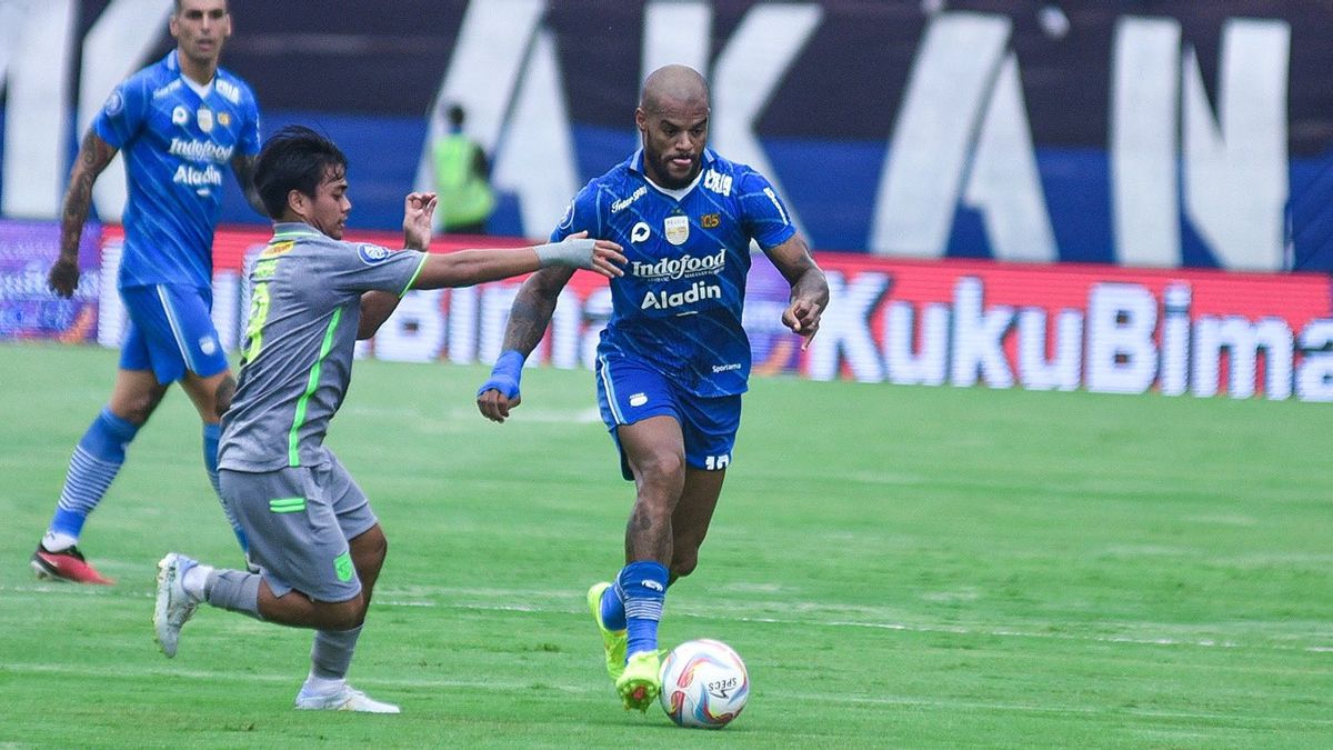 Persib Bandung Hantam Persebaya Surabaya 3-1 Berkat Hattrick David Silva