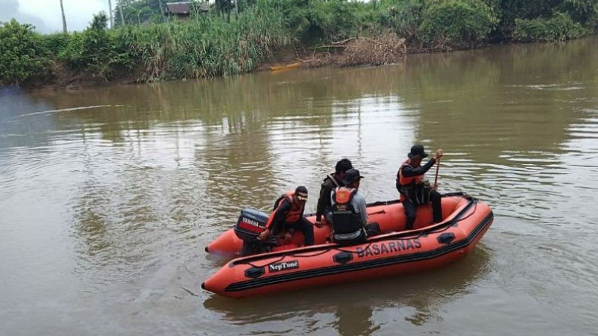 4 Basarnas Boats Dispatched To Search For 62 Years Old Missing In North Konawe River