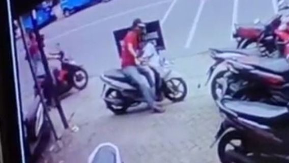 Steal Parking Signs, Man From Tambun Was Beaten By Duren Sawit Residents