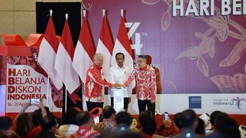佐科威总统在今天的记忆中为印度尼西亚折扣购物日揭幕，2019年8月15日