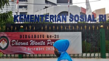 60 Pegawai Terpapar COVID-19, Kantor Kemensos Jakarta Lakukan <i>Lockdown</i>