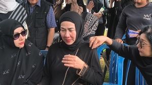 Venna Melinda Menyesal Sempat Abaikan Keinginan Terakhir Sang Ayah