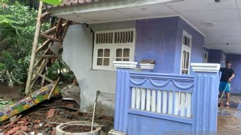 Tanggul Jebol Akibat Luapan Sungai Cibareno Sukabumi: 17 Rumah Terendam, 4 Rusak dan 66 Lainnya Terancam