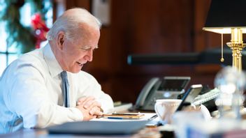 Joe Biden Siapkan Perintah Eksekutif Pencabutan Larangan Masuk Pendatang dari Negara Muslim