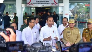 Paspampres affirme que la sécurité des hommes qui s’arrêtent à Jokowi est presque tombée selon la procédure