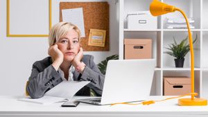 Merasa Canggung dan Tegang saat Kembali Kerja setelah Liburan? Kenali Penyebab dan Cara Mengatasinya