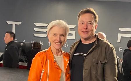 Penuturan Cerita Ibu Elon Musk: Dia Sudah Pandai Sedari Kecil