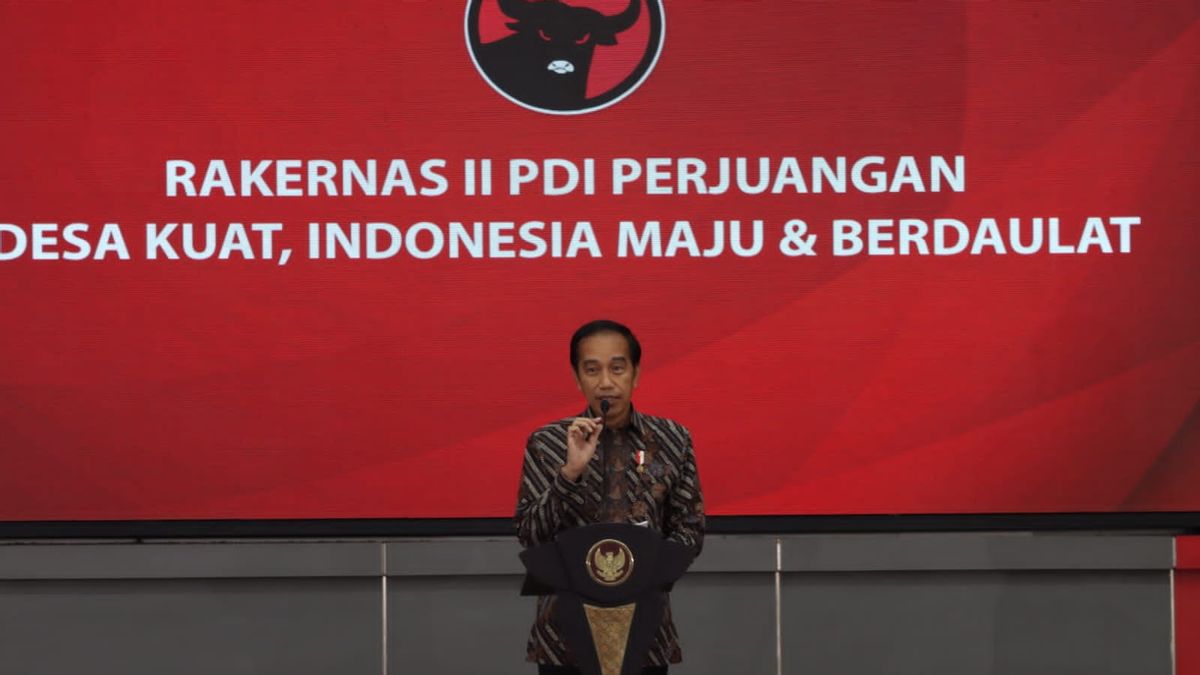 Jokowi Praises Megawati During The PDIP National Working Meeting, She Has A Very Beautiful And Charismatic Aura