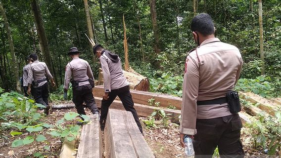 Causes Des Inondations à Aceh, La DPRA Demande La Destruction Des Mines Et Des Plantations 