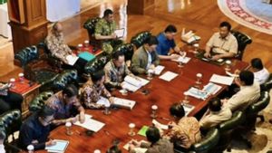 Rapat di Hambalang, Prabowo Instruksikan Pemenuhan Air Bersih dan Toilet untuk Pengungsi Aceh Sumatera