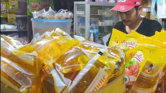 Minyak Goreng Fortune Produksi Wilmar Milik Konglomerat Martua Sitorus Dijual Rp15.000 per Liter di Pasar Tradisional Palembang