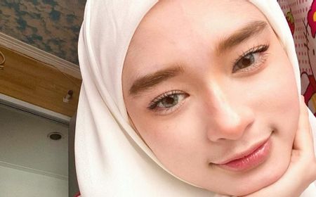 Tak Lagi Dicintai Virgoun, Inara Rusli Banjir Dukungan Saat Kerja Lagi