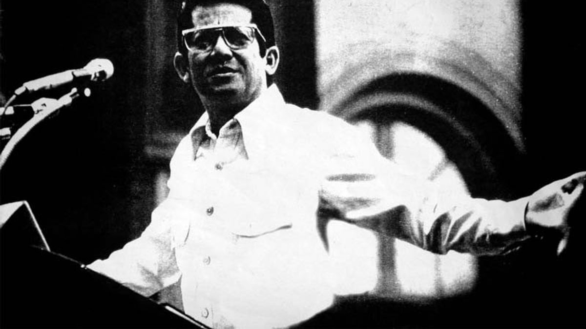 Ninoy Aquino's Death: Incident Overthrowing Regime Ferdinand Marcos In Philippines
