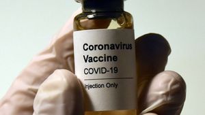 DPR: Kesadaran Masyarakat Terhadap Vaksinasi COVID-19 Meningkat, Tapi Terkendala Stok