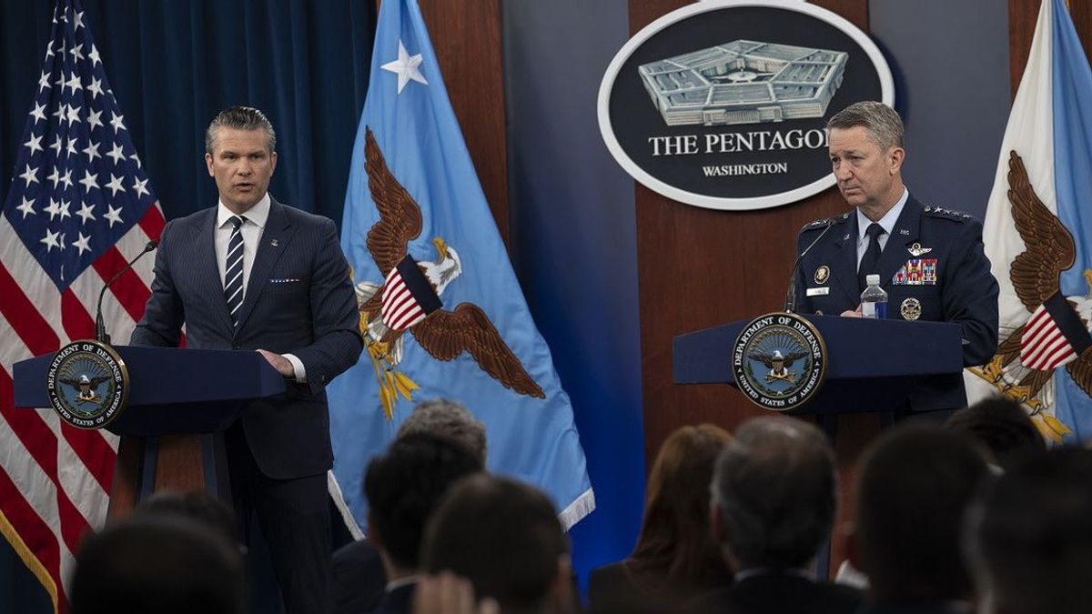 Menhan Hegseth Desak Iran Pilih Lanjut Perang atau Sepakat dengan AS