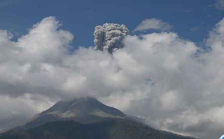 Badan Geologi: Aktivitas Gunung Lewotobi Laki-laki di Level Siaga