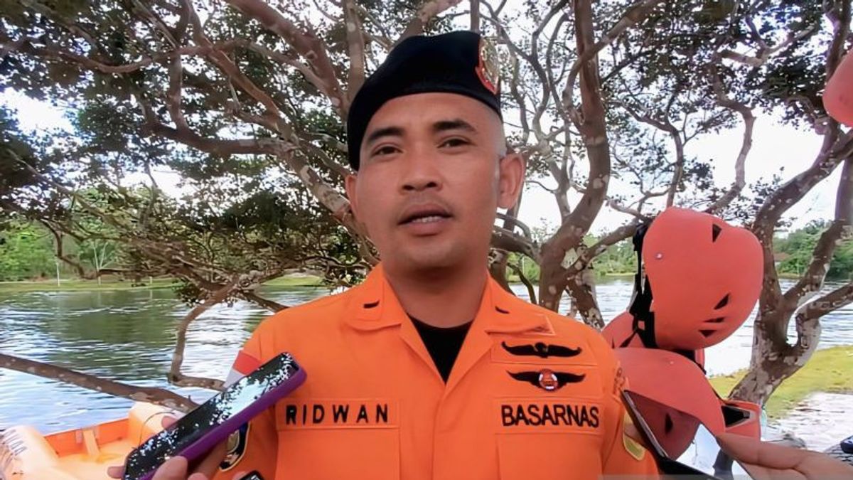 SAR Team Stop Searches For Passengers Of Ships Falling In The Sampit Sea