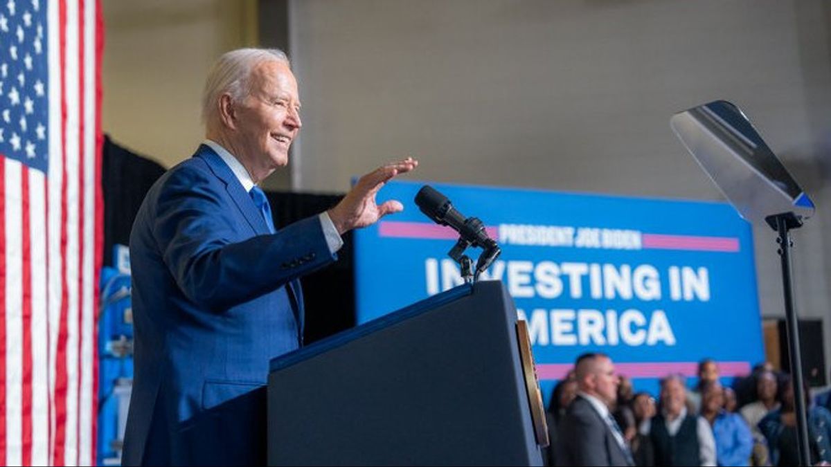 Joe Biden prévoit de limiter les exportations du premier modèle d’IA pour contrôler la domination de la Chine et de la Russie