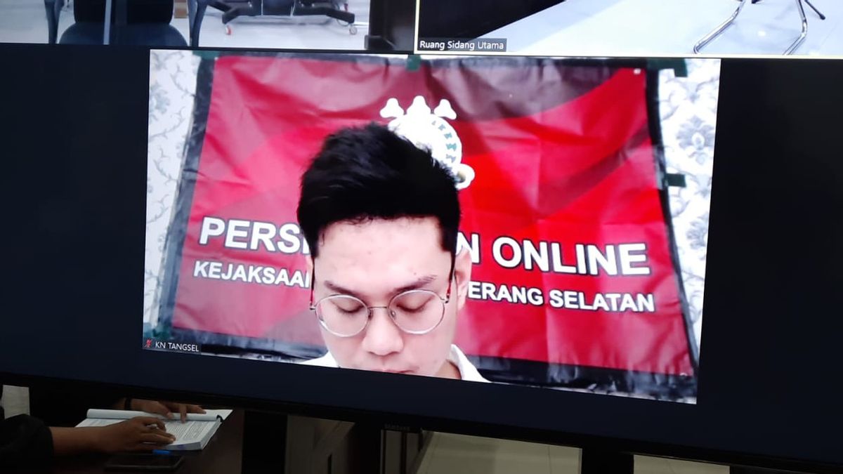 Sidang Kedua Indra Kenz Digelar di PN Tangerang, Agenda Pembacaan Eksepsi Terdakwa 